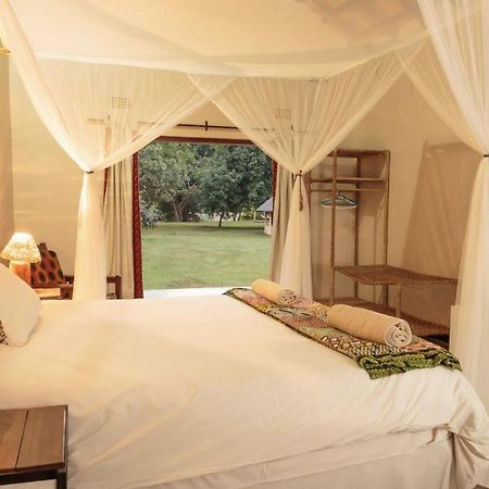 Marula Lodge Mfuwe Экстерьер фото