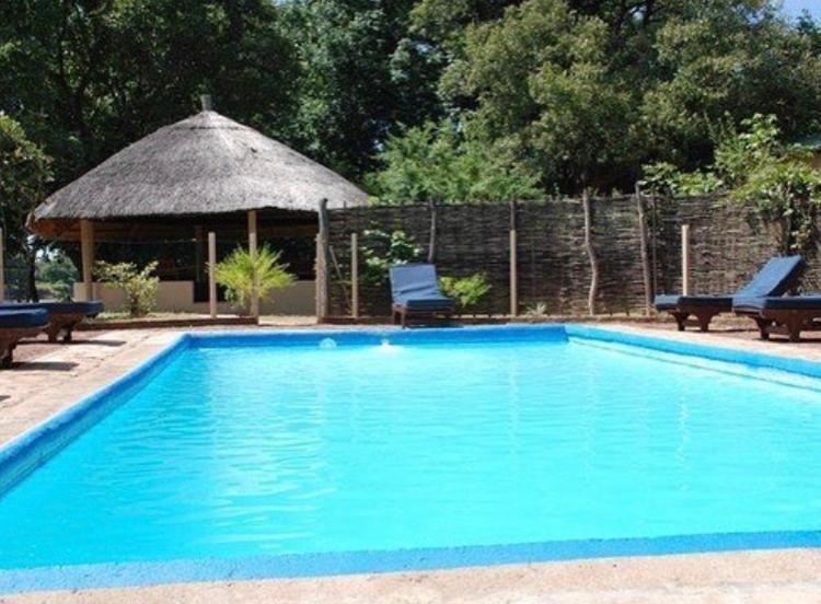 Marula Lodge Mfuwe Экстерьер фото