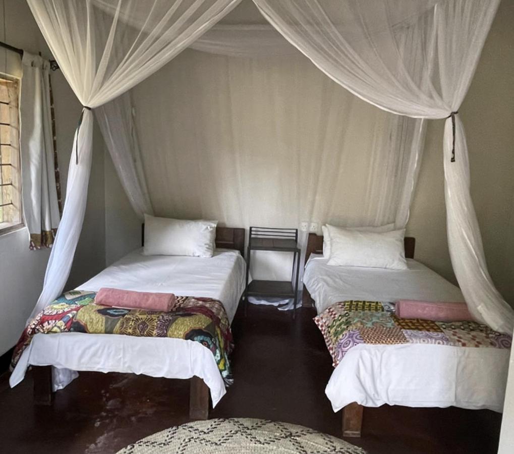 Marula Lodge Mfuwe Экстерьер фото